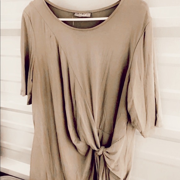 cute green knot top ☆ - Picture 1 of 6